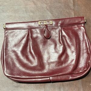 Elegant Burgundy Leather Clutch